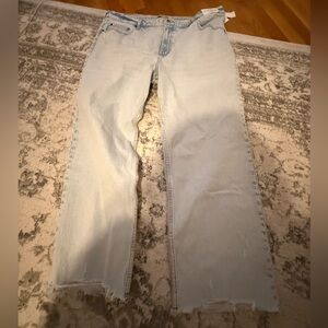 90s relaxed, Abercrombie, jeans, light wash, straight leg, distressed hem